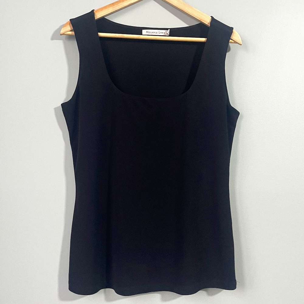 Melanie Lyne Camisole in black Size Large